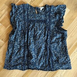 Great Details on This Cotton Lucky Brand Top, L